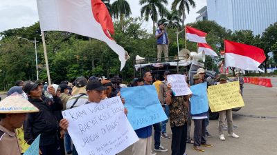 Warga Jatikarya Geruduk Istana Negara, Tuntut Hak Ganti Rugi Tanah