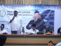 Anggota DPRD Jabar Rochadi Sosialisasikan Perda Jaminan Sosial Tenaga Kerja di Sukamanah