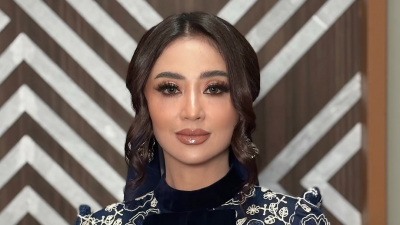 Dewi Perssik Bandingkan Korban Bencana Aceh dan Lumajang, Langsung Tuai Kritik Pedas!