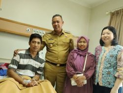 Jenguk Satpam RS Mitra Keluarga Bekasi Korban Penganiayaan, Tri Adhianto: Mas nya yang Sabar, Saya Sudah Koordinasi dengan Kapolres