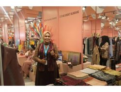 Ciptakan Pengusaha Berdaya Saing Global, UMKM Songket Binaan BRI Sukses Tembus Pasar Internasional