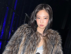 Tampil Ala Koboi, Jennie Blackpink Sukses Meriahkan Panggung Coachella 2025