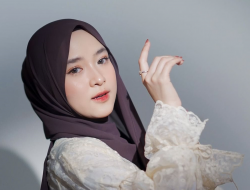 Nissa Sabyan dan Ayus Jalan Berjarak Saat Lebaran, Netizen: Hasil Merebut, Yakali Mau Mesra-mesraan