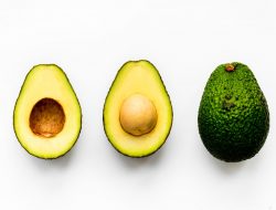 5 Buah-Buahan Tinggi Vitamin C dan Kolagen untuk Rahasia Kulit Sehat dan Glowing