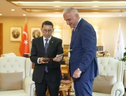 Lewat Diplomasi Budaya, Menteri Fadli Zon Teguhkan Hubungan 75 Tahun Indonesia–Turkiye