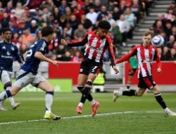 Setan Merah Takluk 4-3 di Kandang Brentford