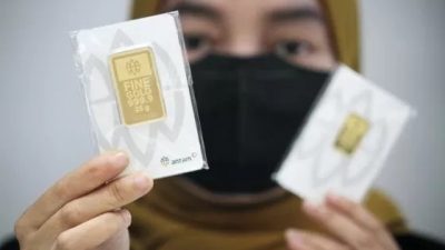 Harga Emas Antam Hari Ini Melonjak Rp 25 Ribu Per Gram