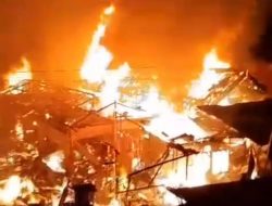 Pasar Bojong Terbakar, Api Lahap Lapak Pedagang