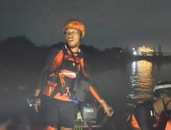Dua Kru Kapal RIB Tenggelam di Sungai Cikeas Babelan, Tim SAR Gabungan Lakukan Pencarian 