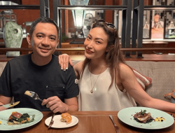 Regi Datau Joget TikTok Bareng Nia Ramadhani, Ekspresi Ceria Bikin Ayu Dewi Salfok