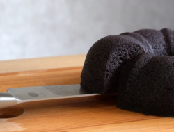 Resep Bolu Ketan Hitam Isi Keju yang Viral di TikTok