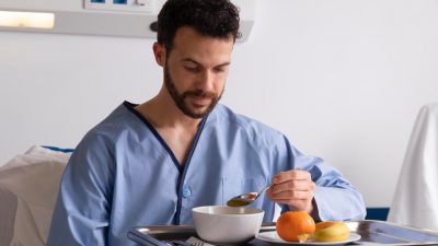 7 Makanan yang Tidak Boleh Dikonsumsi Pascaoperasi, Apa Saja?