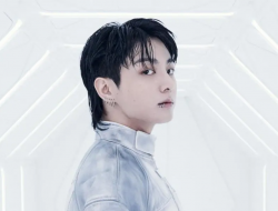 Jungkook BTS Segera Selesai Wamil, ARMY Rayakan dengan 50 Spanduk Penuh Cinta