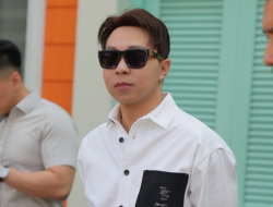Richard Lee Jalani Pelimpahan Tahap II ke Kejari Tangerang, Akui Seluruh Perbuatannya dan Bersikap Kooperatif