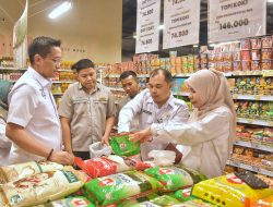 Satgas Pangan Kabupaten Bekasi Temukan  Beras Terindikasi Oplosan di Supermarket