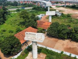 SDN Burangkeng 04 Setu “Terjepit” Proyek Jalan Tol, Belajar Mengajar Terganggu Getaran dan Suara Bising