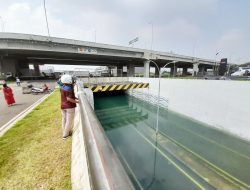 Banjir di Underpass MM2100 Cikarang Gegara Pompa Belum Difungsikan