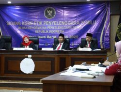 Ketua dan Anggota Bawaslu Kota Bekasi Diperiksa DKPP Terkait Penanganan Laporan Dugaan Tindak Pidana Pemilu   