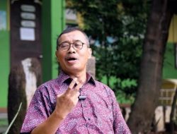 Pengadaan Meubelair Terlambat, Plt Kadisdik Kota Bekasi Minta Maaf