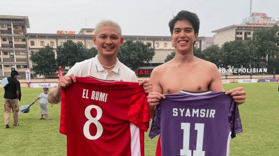 El Rumi dan Syamsir Alam Terlibat Cekcok di Lapangan Bola, Ini Alasannya