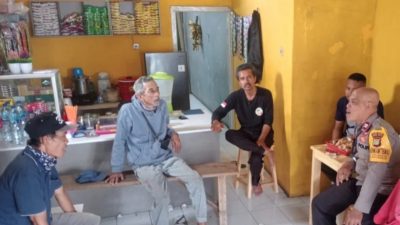 Bhabinkamtibmas Bantargebang Mediasi Dua Pedagang Es Terlibat Cekcok Gara-gara Jualan Berdekatan