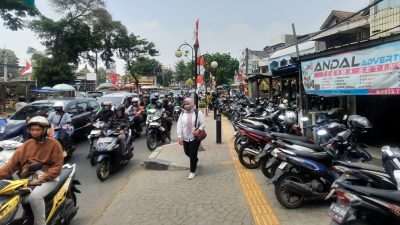Rencana Pembangunan JPO Terhubung ke Stasiun Bekasi Masih Dikaji