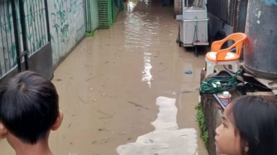 Ratusan Warga Teluk Pucung Mengungsi