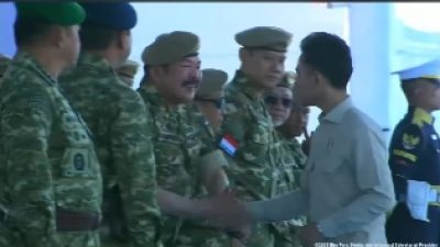 Gibran Abaikan Salaman dengan Bahlil, AHY, Cak Imin hingga Zulhas di Upacara Militer Batujajar