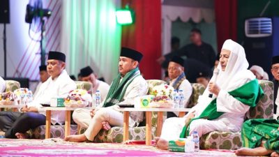 Habib Luthfi bin Yahya Pimpin Istigosah Akbar Hari Jadi ke-75  Kabupaten Bekasi dan HUT ke-80 RI