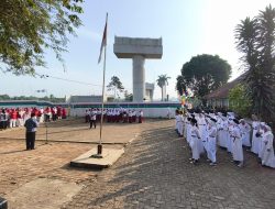 Peringati HUT ke-80 Kemerdekaan RI, SDN Burangkeng 04 “Terjepit” Proyek Jalan Tol Suarakan Tuntutan Percepat Relokasi