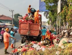 Dari Jalan ke Atrium, Relokasi Pedagang Picu Lonjakan Sampah di Pondokgede