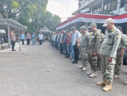 Petugas Gabungan Patroli Skala Besar di Titik Rawan Bekasi Barat