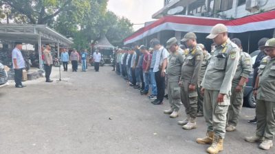 Petugas Gabungan Patroli Skala Besar di Titik Rawan Bekasi Barat