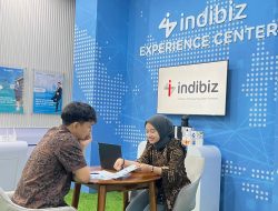 Hari Batik Nasional, ISE Telkom Bekasi Sambut Pelanggan dengan Nuansa Spesial