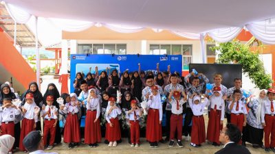 Peringati Hari Guru Nasional, BRI Peduli Beri Apresiasi dan Salurkan Bantuan di SDN Sukamahi 02 Bogor   