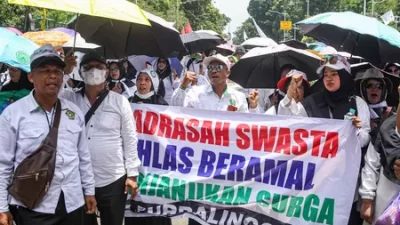Guru Madrasah Tuntut Diangkat PPPK