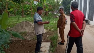 Pastikan Saluran Drainase Berkualitas, Sekel Jatisari Turun ke Lapangan