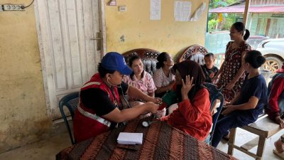 Pelayanan Kesehatan Minim, Ratusan Warga Gunung Kelambu Serbu Posko Gerakan Anak Negeri