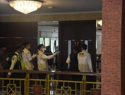 KPK Sita Handhpone yang Chatnya Sudah Dihapus saat Geledah Ruang Kerja Bupati Bekasi