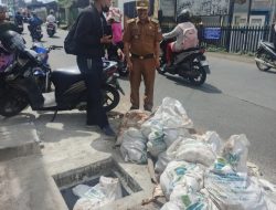 Galian Kabel Optik Bikin Lurah Jatimakmur Meradang