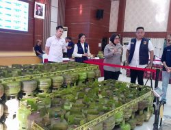 Polisi Bongkar Pengoplosan Elpiji Bersubsidi di Cikarang Selatan, Tiga Orang Ditangkap