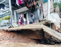 Pergerakan Tanah Bikin Warga Perumahan Villa Lestari Serangbaru Takut Tidur di Kamar