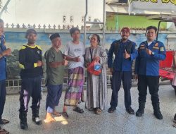 Petugas Damkar Kabupaten Bekasi Butuh Berjam-jam Bujuk Remaja Takut Disunat