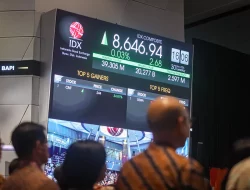 IHSG Anjlok 8 Persen, Perdagangan Saham Dibekukan Sementara