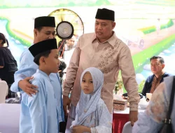 Lebaran di Rumah Wali Kota Bekasi, Warga Antusias Datang
