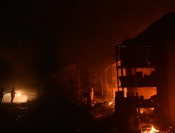 Kebakaran SPBE di Cimuning Padam, 12 Orang Terluka