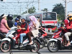 Pemkab Bekasi Wacanakan Penertiban Perlintasan Liar Pascainsiden Tabrakan Kereta