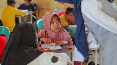 Pulihkan Semangat Belajar Siswa, Bakti BCA Gelar Pelatihan Matematika Menyenangkan ala GASING di Aceh Tamiang