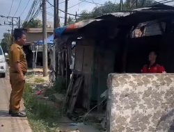 Kasur Bekas Dijemur di Jalan, Lurah Cikiwul ‘Semprot’ Pelaku Usaha