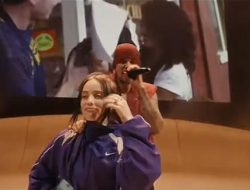 Nyanyi Lagu One Less Lonely Girl, Justin Bieber Pilih Billie Eilish untuk Naik ke Panggung Coachella 2026